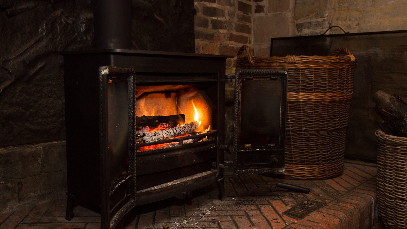 Should Log Burner Vents Be Open or Closed? Theyardable